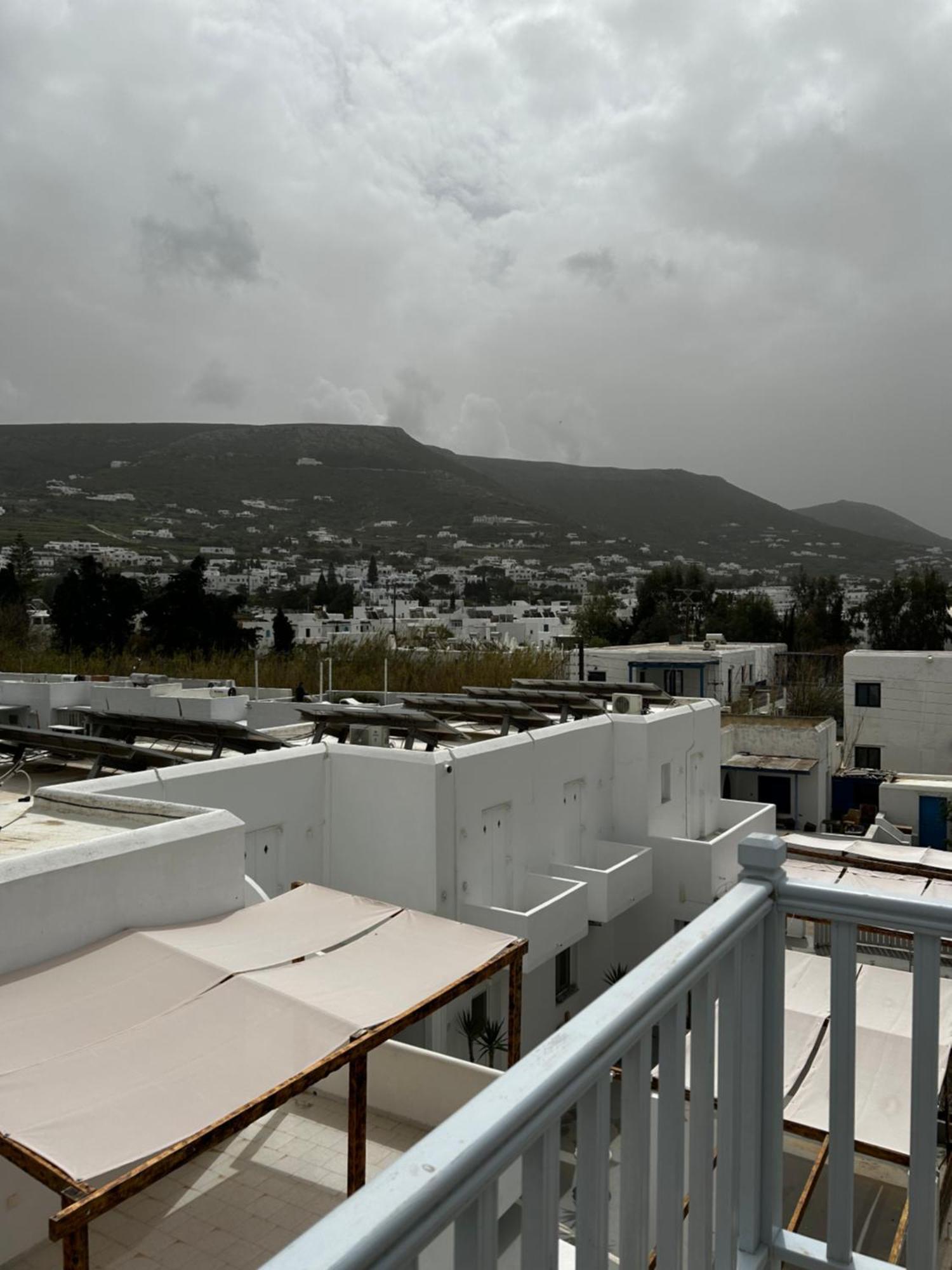 Hotel Livadia Парос Экстерьер фото