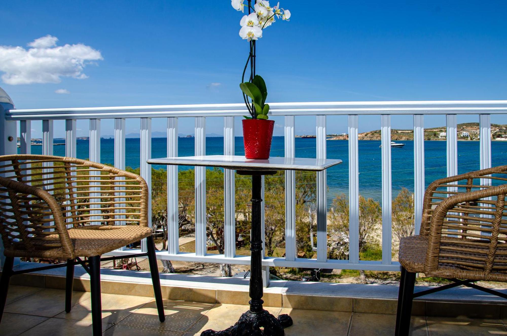 Hotel Livadia Парос Экстерьер фото