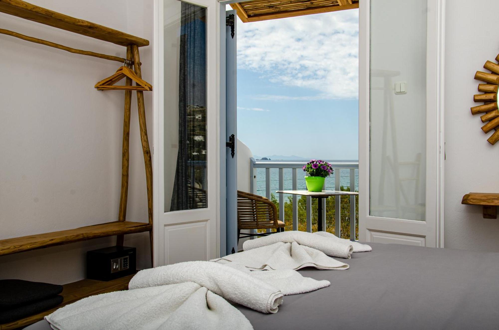 Hotel Livadia Парос Экстерьер фото