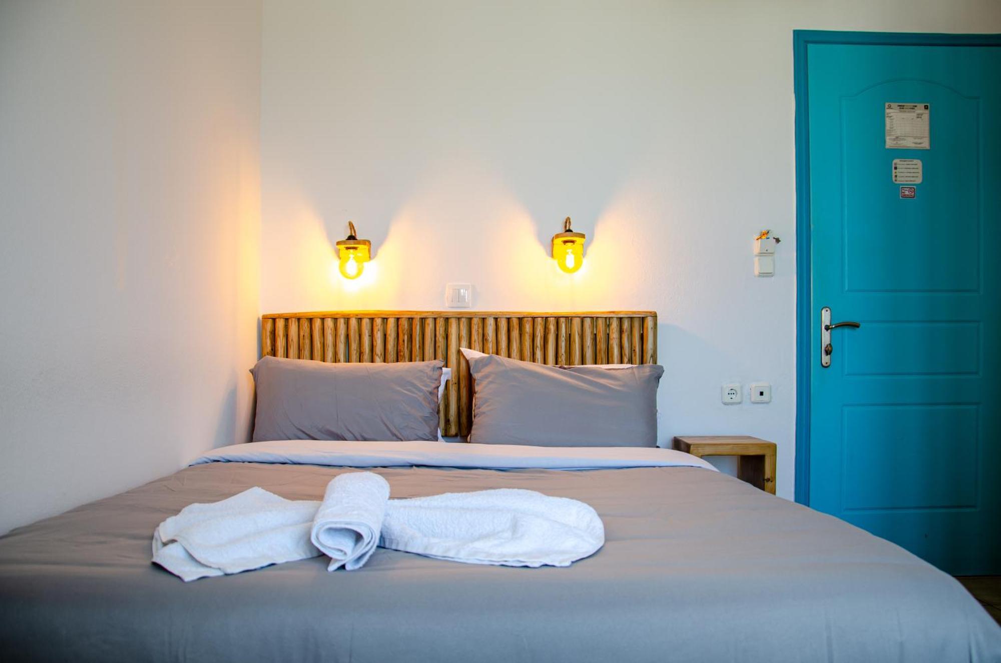 Hotel Livadia Парос Экстерьер фото