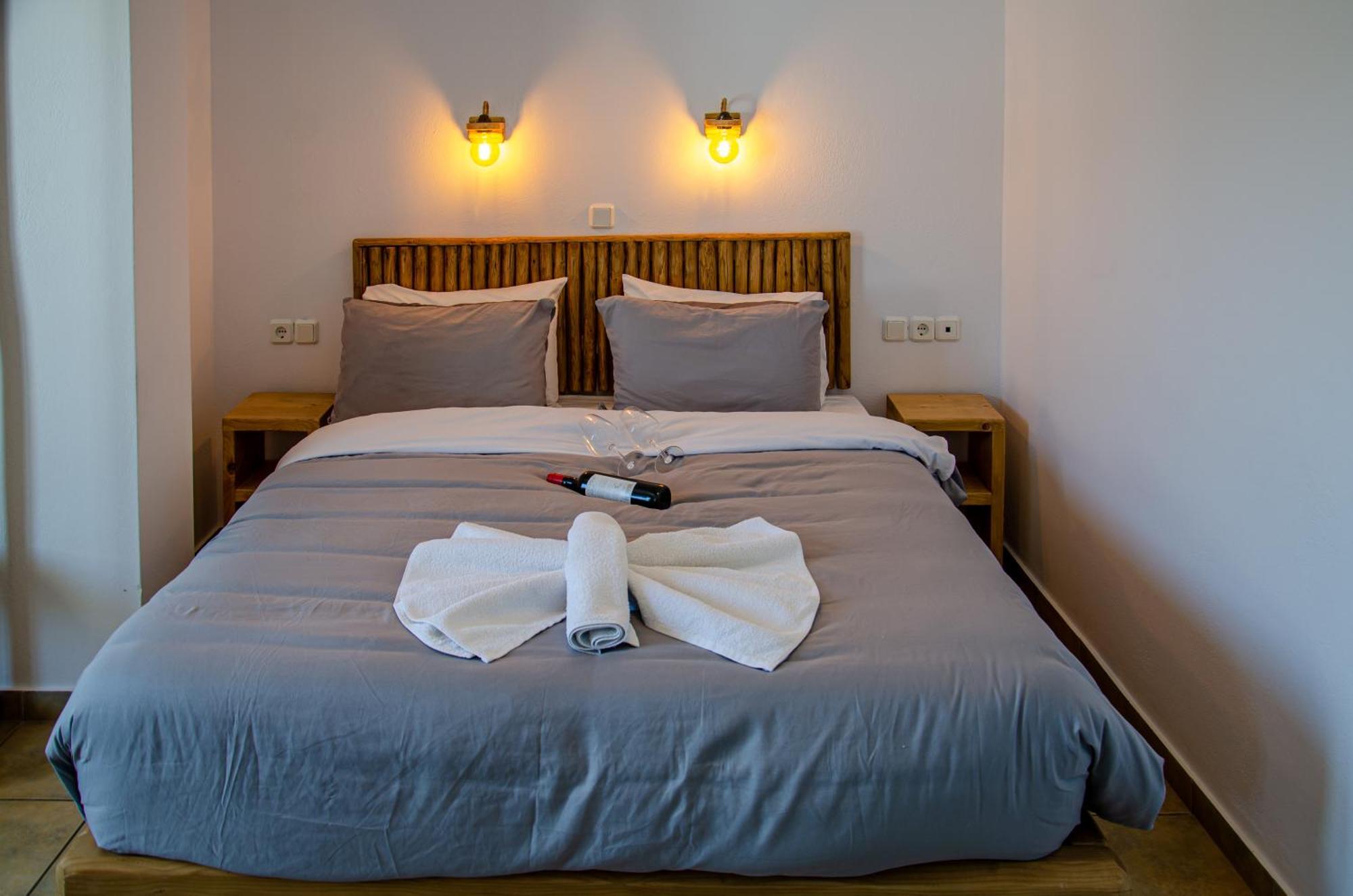 Hotel Livadia Парос Экстерьер фото