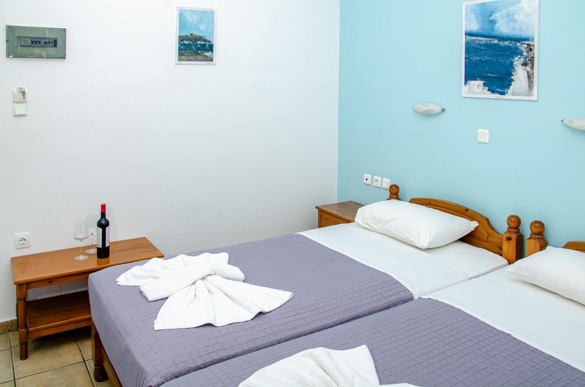 Hotel Livadia Парос Экстерьер фото